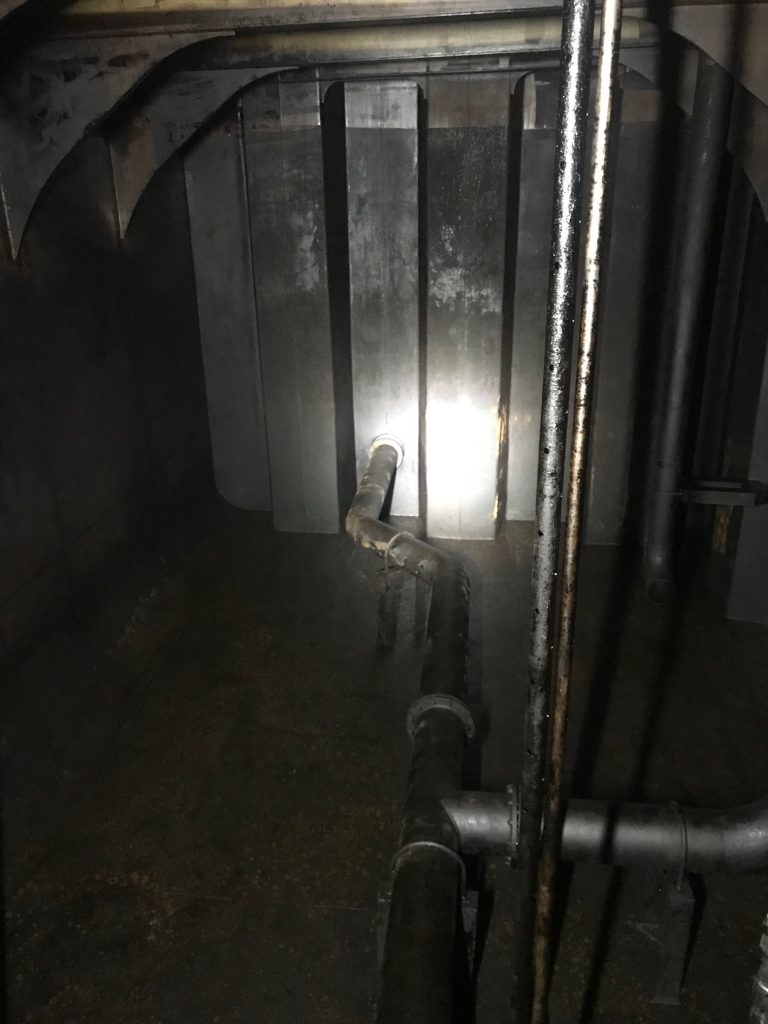 Industrial Cleaning - Bulk Oil Carrier Internal Tank Cleaning​